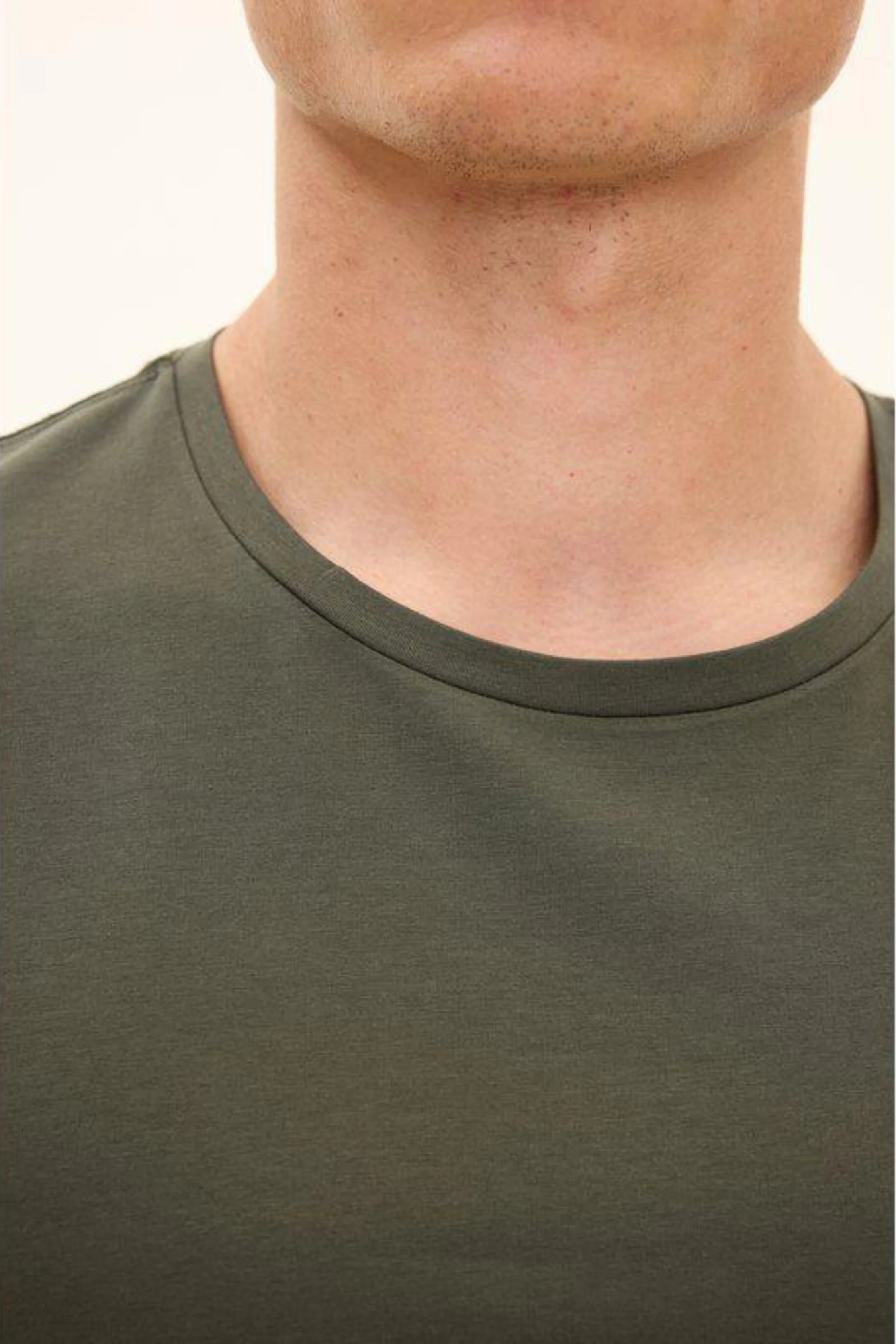 Kyran Cotton Stretch Slim Fit T-Shirt Green Cervo - Image 7