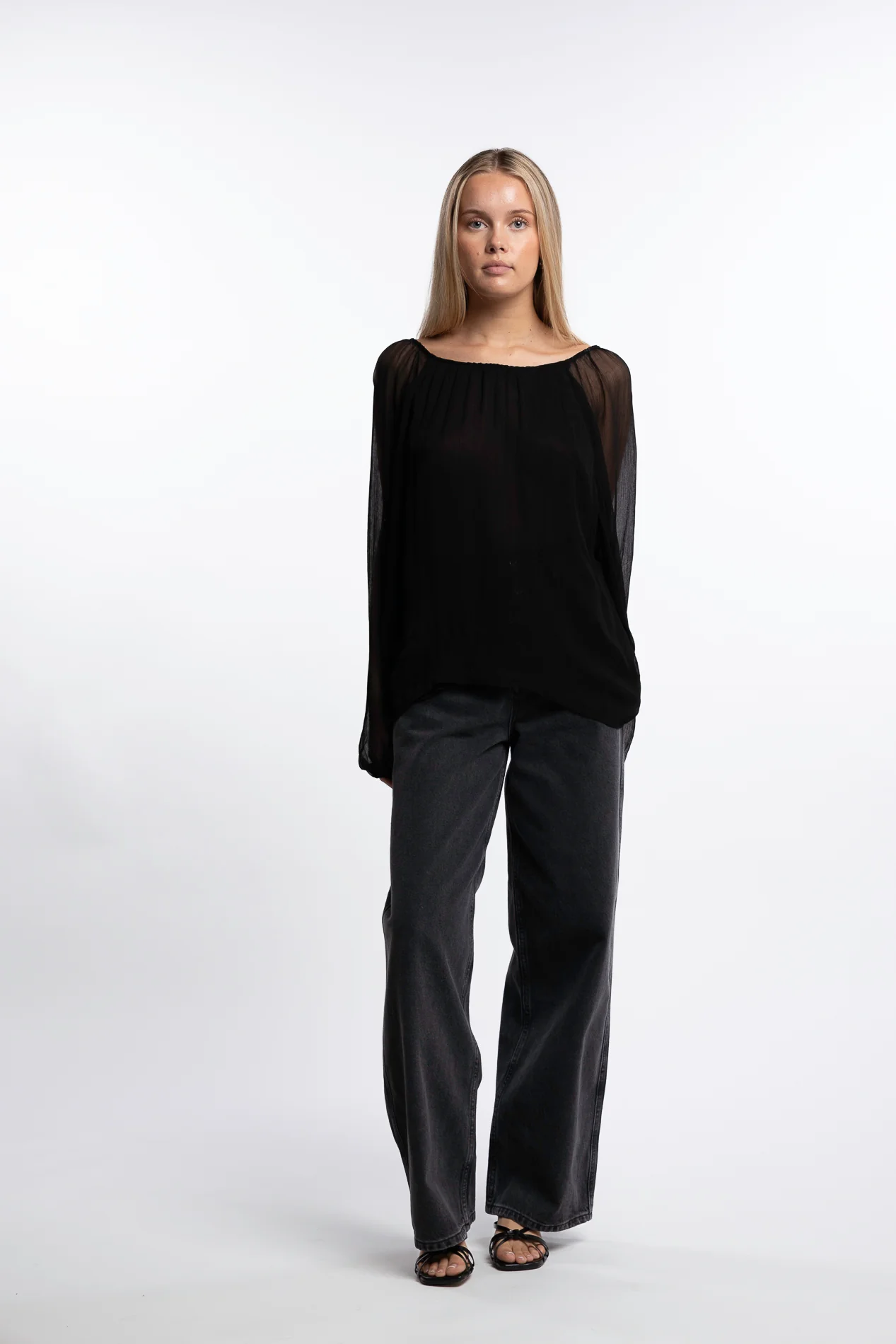 Uma Blouse- Black - Image 2
