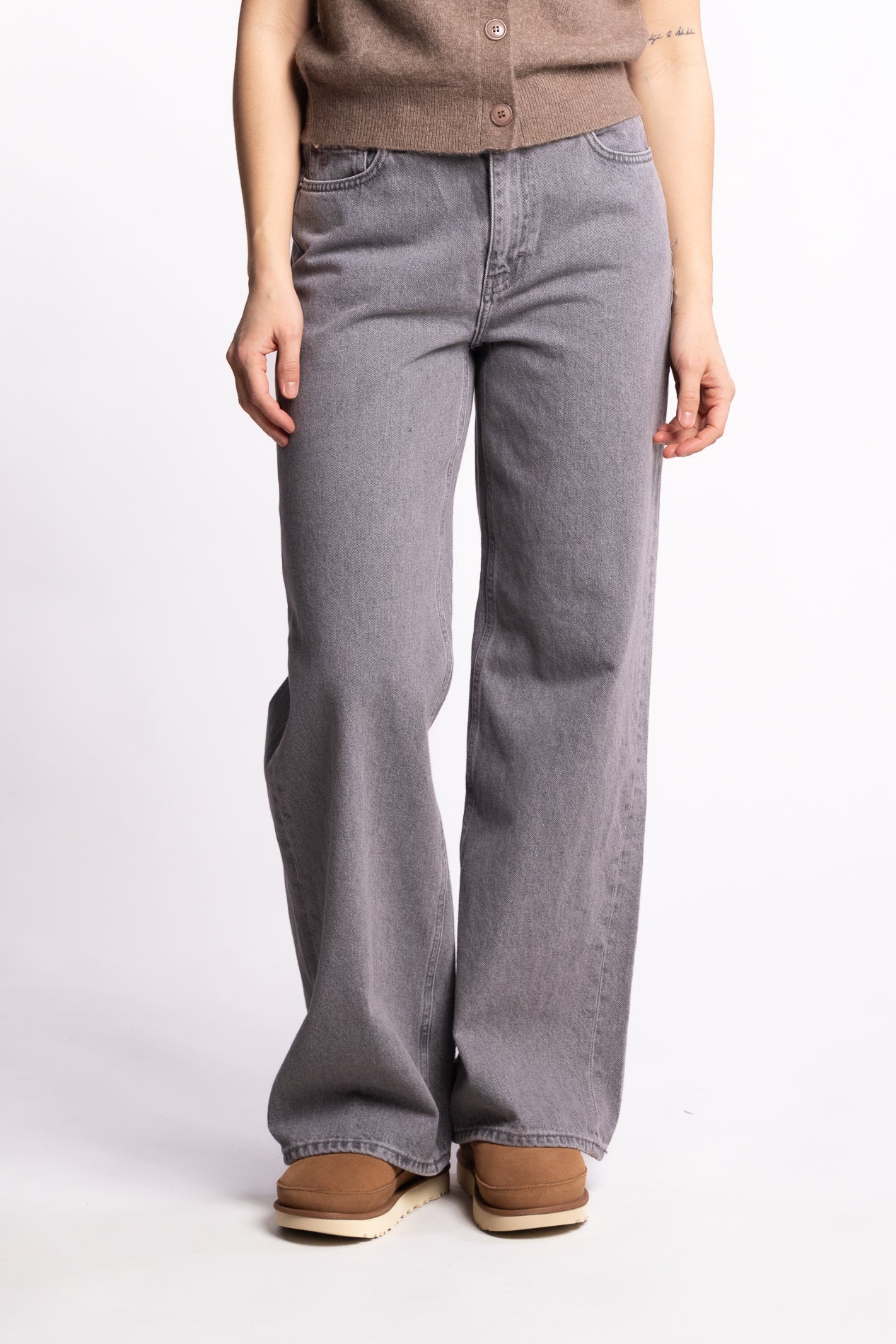 W Wide Jeans - Lt. Grey