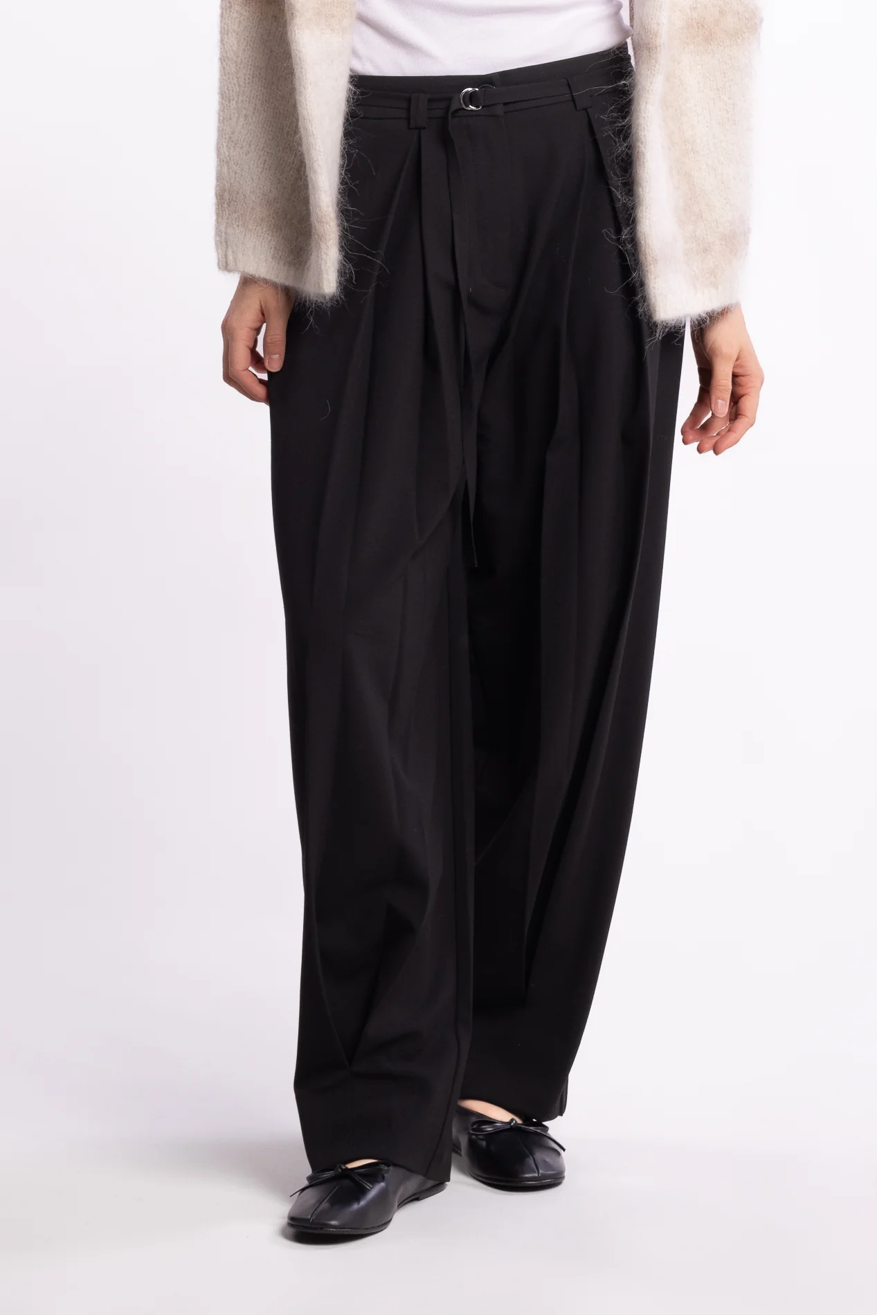 LanaFV - 285 Black Regular