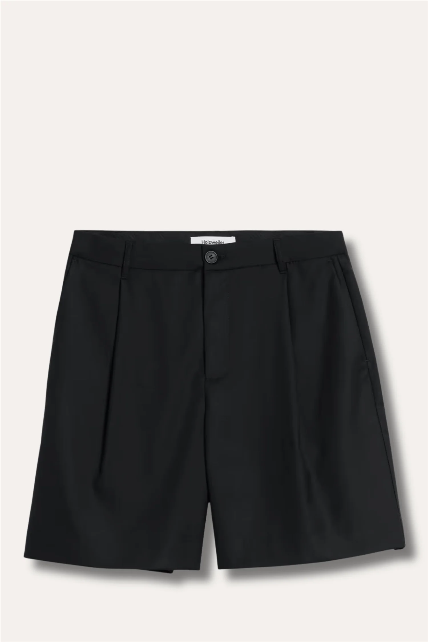Wool Pleat Shorts Black