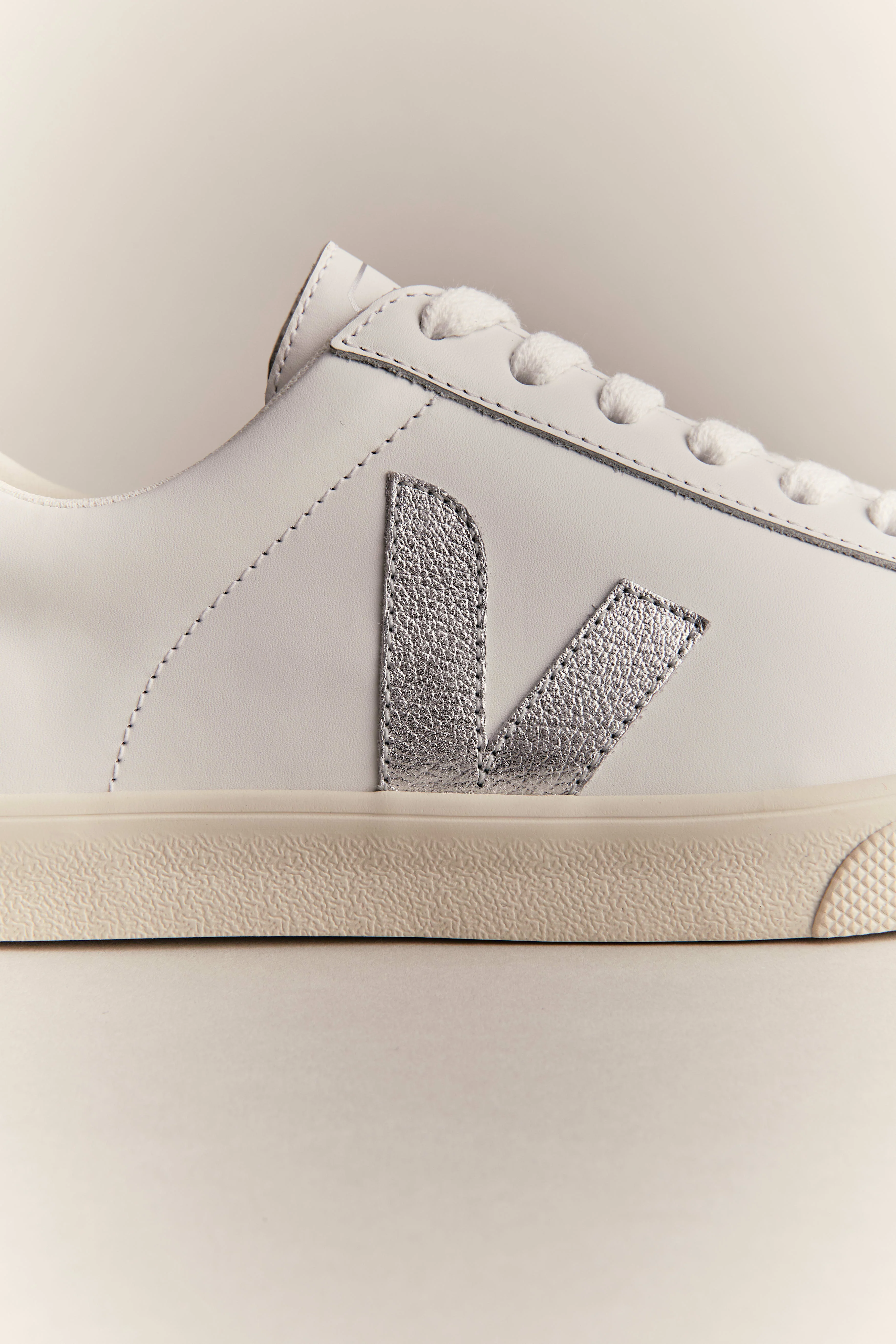 Esplar Logo- Extra White/ Silver - Image 4