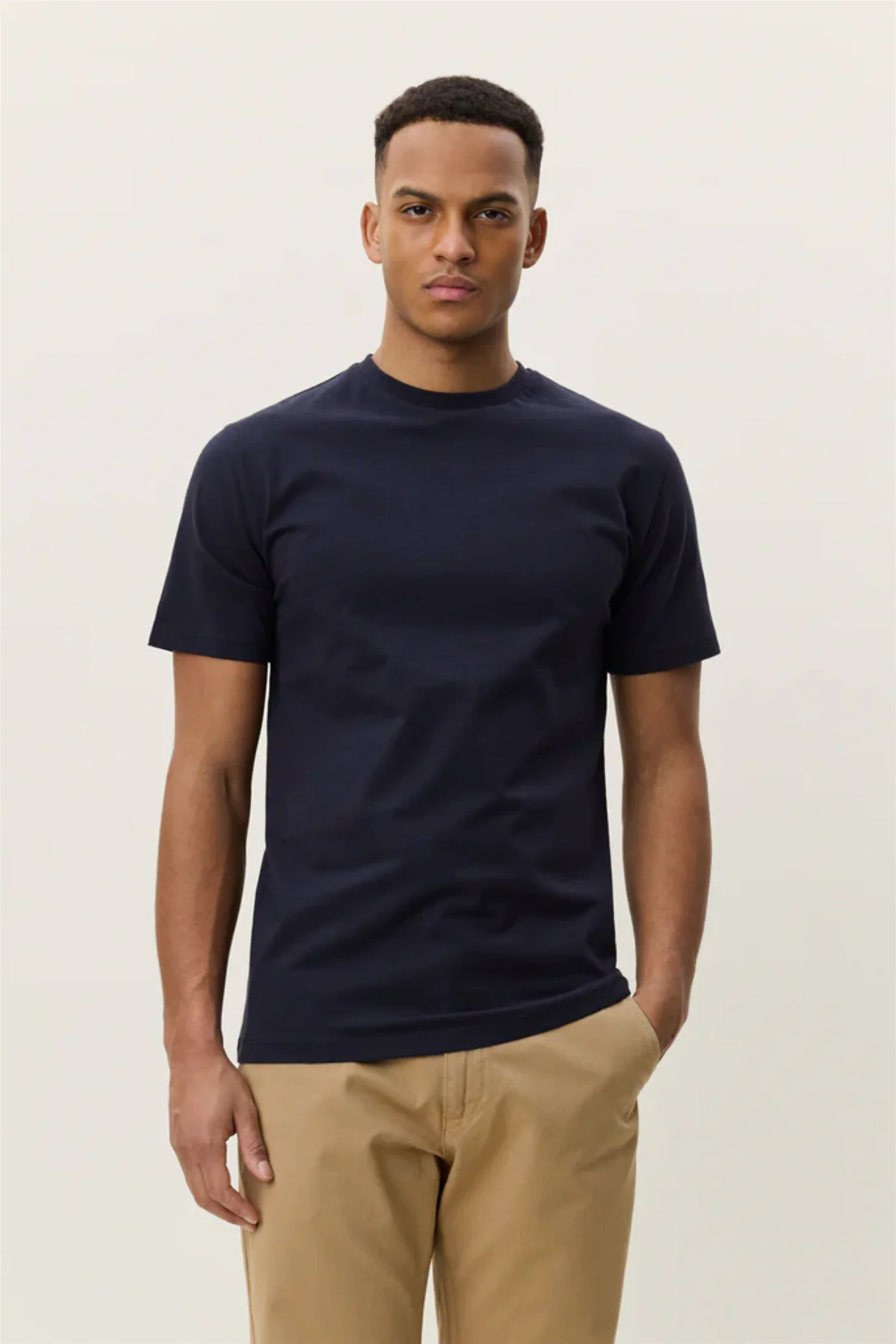 Flower T-Shirt Dark Blue Night - Image 5