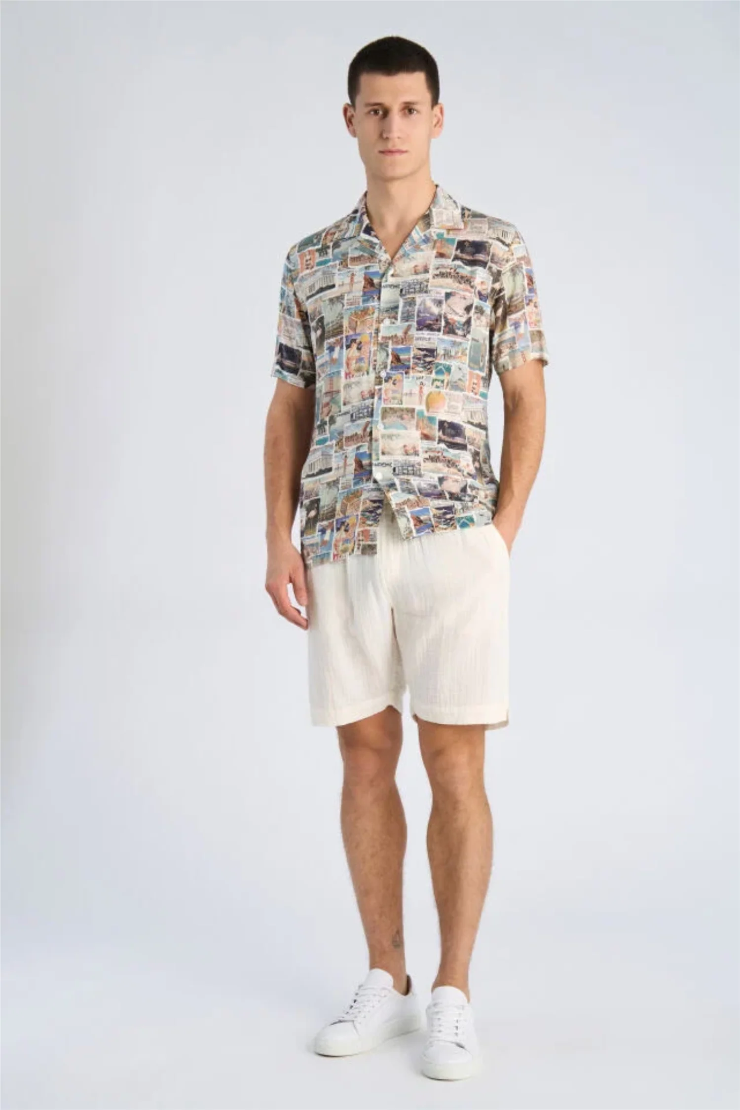 AOP Vintage Shirt S/S White - Image 3