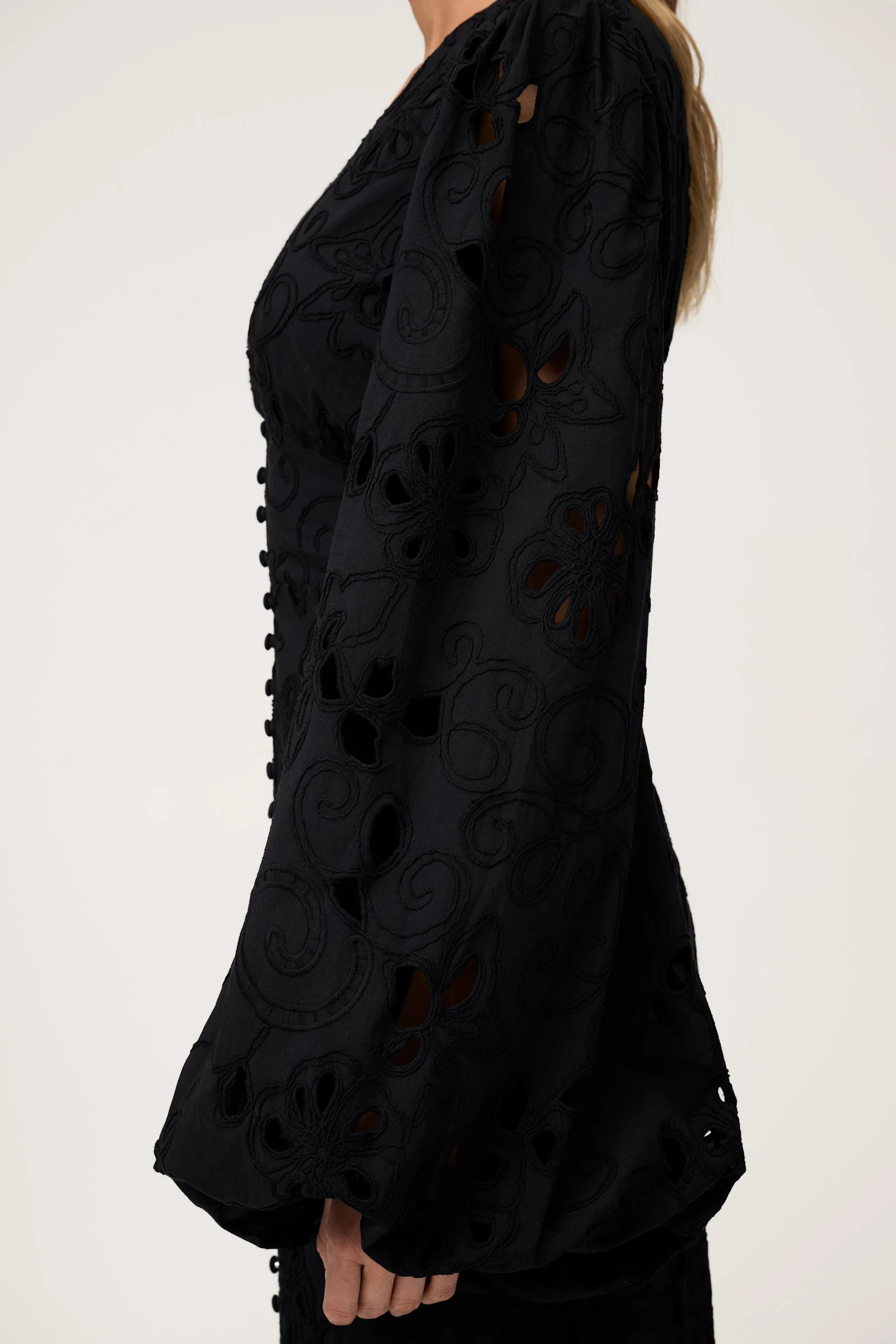 Positano Dress Black Embroidery - Image 4