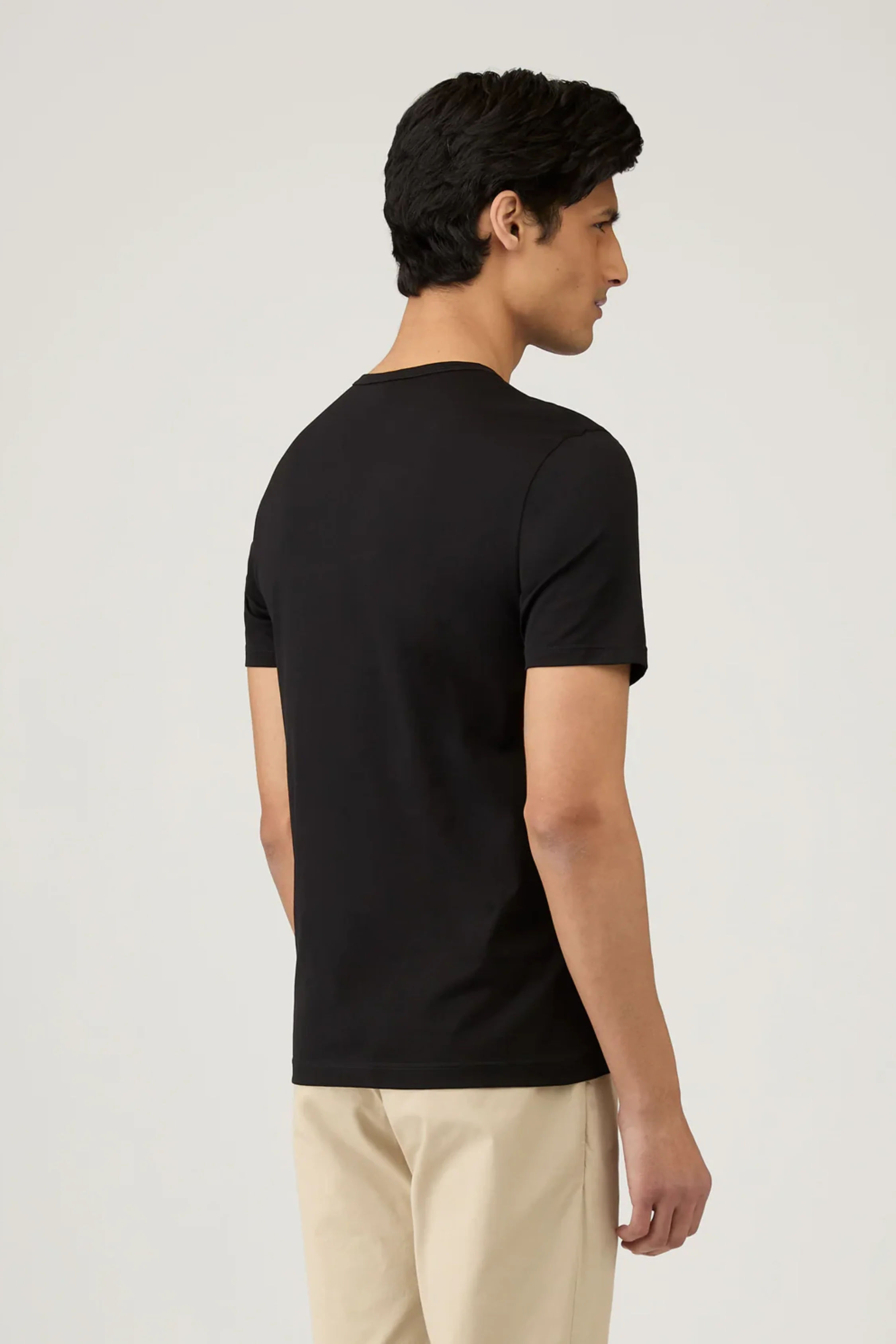 Classic T-Shirt Black - Image 5